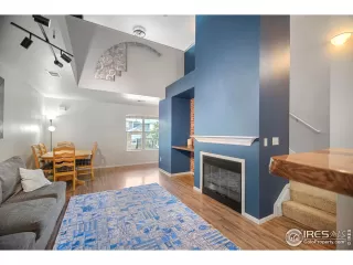 Photo #3: 1018668 Listing