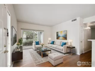Photo #4: 1018940 Listing