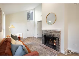 Photo #2: 1019066 Listing