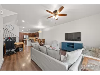 Photo #4: 1019392 Listing 