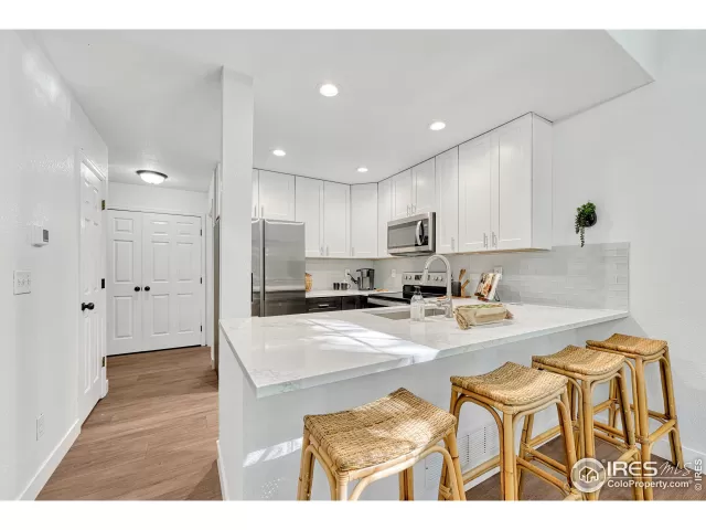 MLS: 1019584 Condo For Sale