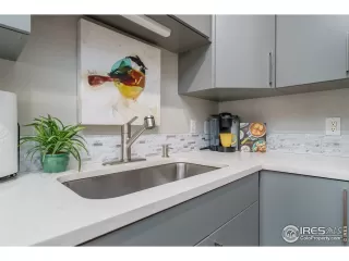 Photo #5: 1019591 Listing 