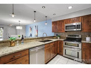 Photo #5: 1020511 Listing 