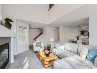 Photo #6: 1021066 Listing