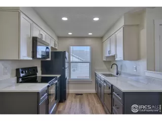 Photo #4: 1021203 Listing 