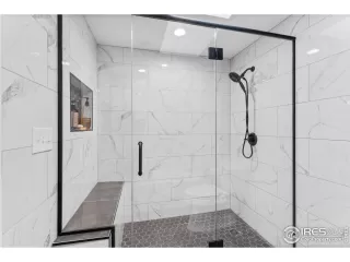 Photo #3: 1021566 Listing