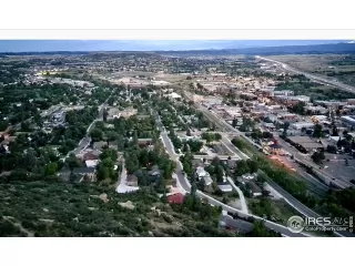 Photo #3: 1022203 Listing