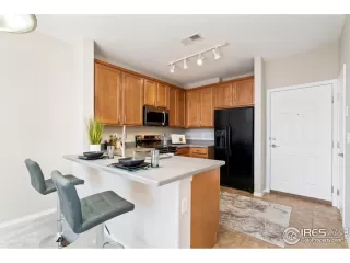 Photo #6: 1023050 Listing