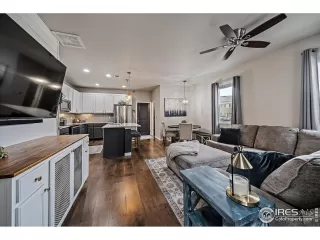 Photo #4: 1023457 Listing