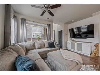 Photo #5: 1023457 Listing
