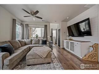 Photo #6: 1023457 Listing