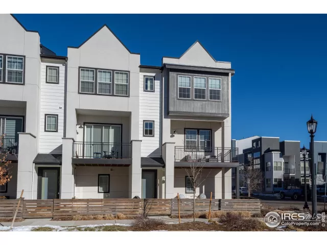 MLS: 1024428 Condo For Sale