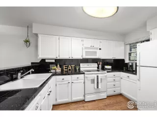 Photo #6: 1024641 Listing 