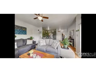 Photo #5: 1025246 Listing