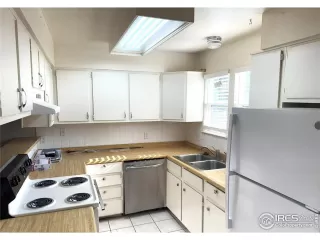 Photo #5: 1025393 Listing