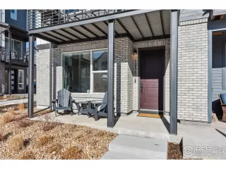 Photo #3: 1025413 Listing