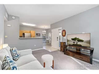 Photo #3: 1025416 Listing