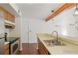 Photo #6: 1025461 Listing 