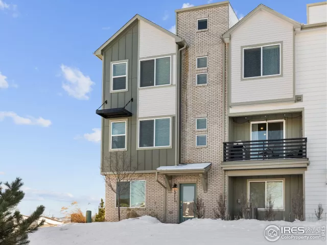 MLS: 1026055 Condo For Sale