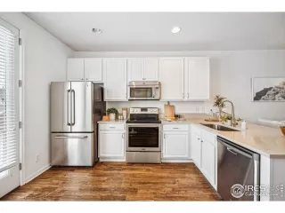 Photo #5: 1026673 Listing 