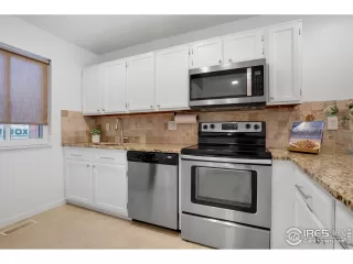 Photo #5: 1027556 Listing 