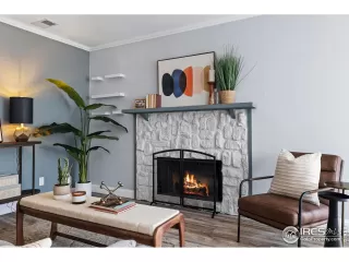 Photo #2: 1028031 Listing