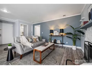 Photo #3: 1028031 Listing