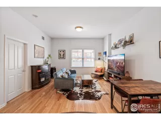 Photo #2: 1028566 Listing 