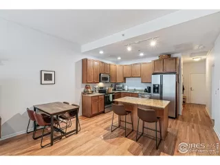 Photo #3: 1028566 Listing 