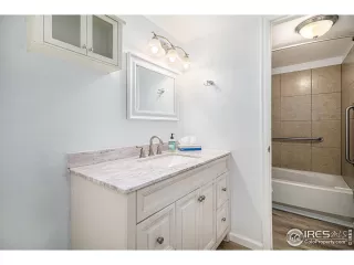 Photo #6: 1028604 Listing 