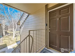 Photo #2: 1028962 Listing