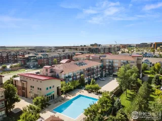 Photo #3: 1029399 Listing