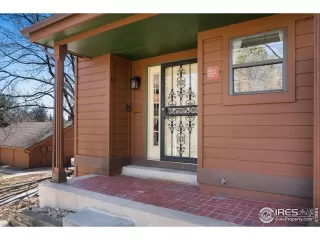 Photo #3: 1030141 Listing