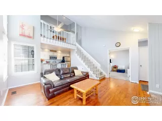 Photo #3: 1030185 Listing