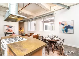 Photo #4: 1030972 Listing 