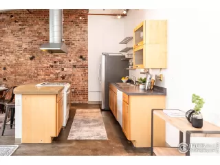 Photo #5: 1030972 Listing 