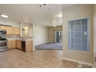 Photo #3: 1031139 Listing