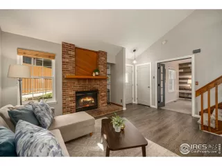 Photo #5: 1031226 Listing