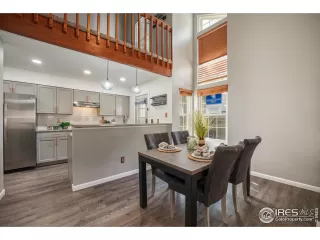 Photo #6: 1031226 Listing