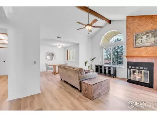 Photo #5: 1032173 Listing 