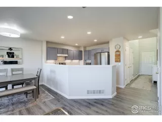 Photo #6: 1032638 Listing 