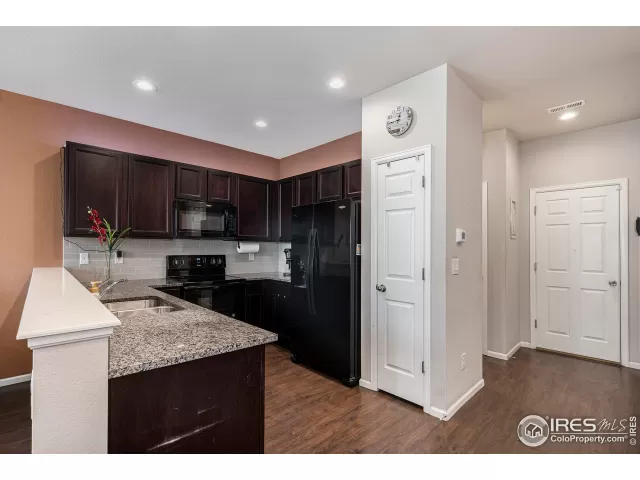 MLS: 1032694 Condo For Sale