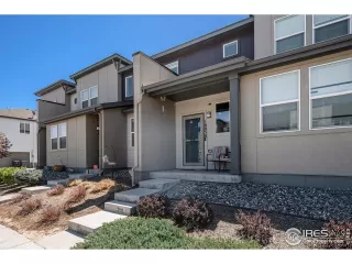 Photo #2: 1032694 Listing