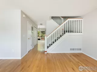 Photo #5: 1033261 Listing 