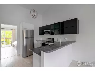 Photo #4: 1033369 Listing 