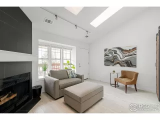 Photo #5: 1033369 Listing 