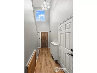 Photo #2: 1033526 Listing