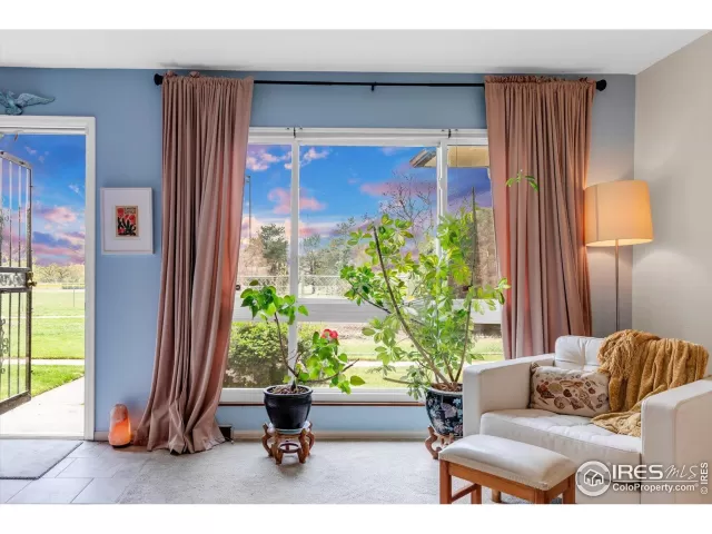 MLS: 1033569 Condo For Sale