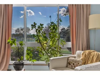 Photo #4: 1033569 Listing 