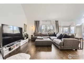 Photo #3: 1033696 Listing 
